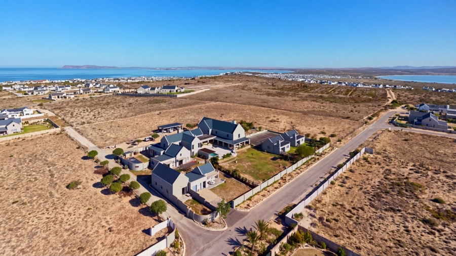 13 Bedroom Property for Sale in Olifantskop Western Cape